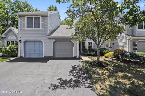 223 Century Way, Manalapan, NJ 07726