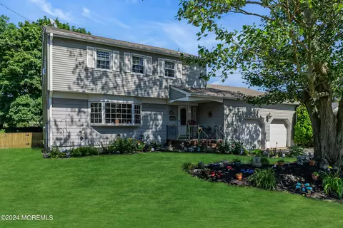 6 Monroe St, West Long Branch, NJ 07764