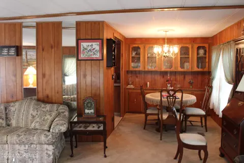 33 Eagle Ln, Whiting, NJ 08759 photo 2