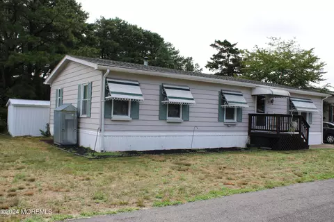 33 Eagle Ln, Whiting, NJ 08759 photo 12