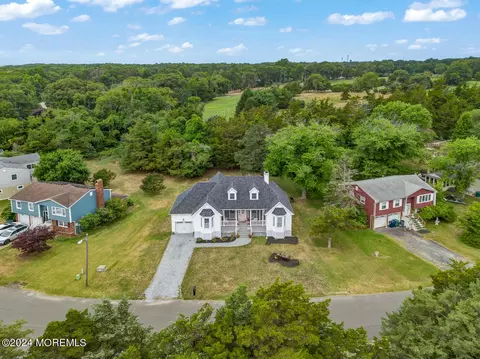 189 Country Club Blvd, Little Egg Harbor, NJ 08087
