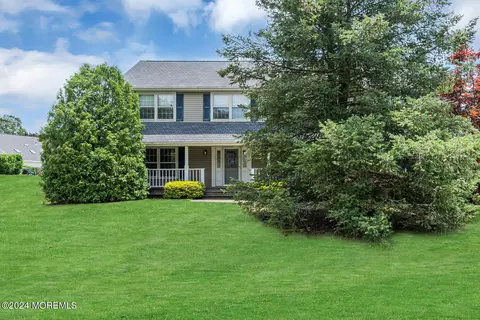 609 Hill Dr, Brick, NJ 08723