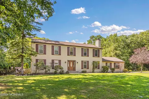 14 Denise Dr, Jackson, NJ 08527