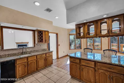 Kitchen - 100 Penhook Rd #A, Forked River, NJ 08731 photo 4 of 4