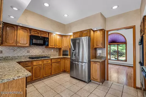 Kitchen - 100 Penhook Rd #A, Forked River, NJ 08731 photo 3 of 4