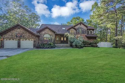 Exterior - 100 Penhook Rd #A, Forked River, NJ 08731 photo 2 of 12