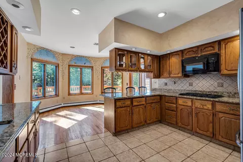 Kitchen - 100 Penhook Rd #A, Forked River, NJ 08731 photo 2 of 4