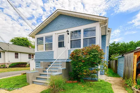 1738 Melrose Ave, Lake Como, NJ 07719