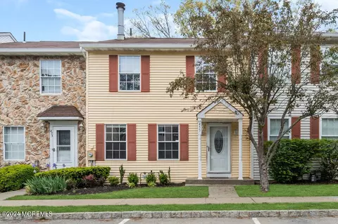 455 Rose Ct, Lakewood, NJ 08701