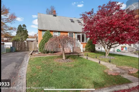 467 Ferndale Pl, Keyport, NJ 07735