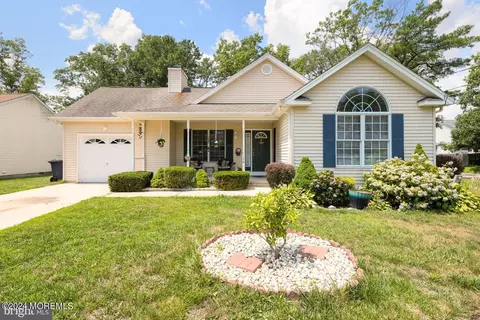 149 Sextant Rd, Manahawkin, NJ 08050