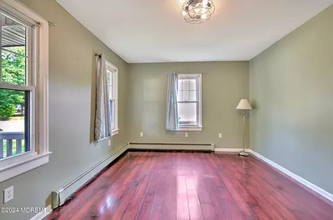 Living - 314 Wainwright St, Forked River, NJ 08731 photo 1 of 2