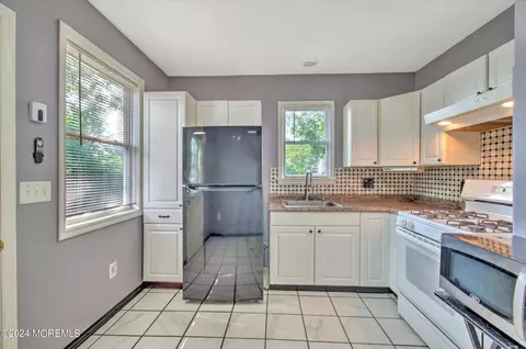 Kitchen - 314 Wainwright St, Forked River, NJ 08731 photo 1 of 3