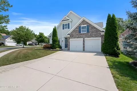 210 Lily Rd, Egg Harbor Twp, NJ 08234
