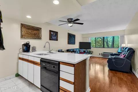 55 Clinton Pl #303, Hackensack, NJ 07601 photo 13