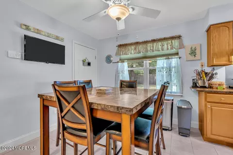 Dining - 3 Ash Rd, Jackson, NJ 08527 photo 2 of 4