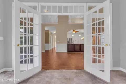 Entry Way - 16 Spring Lake Blvd, Waretown, NJ 08758 photo 7 of 14