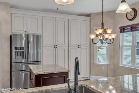 Kitchen - 16 Spring Lake Blvd, Waretown, NJ 08758 photo 4 of 11