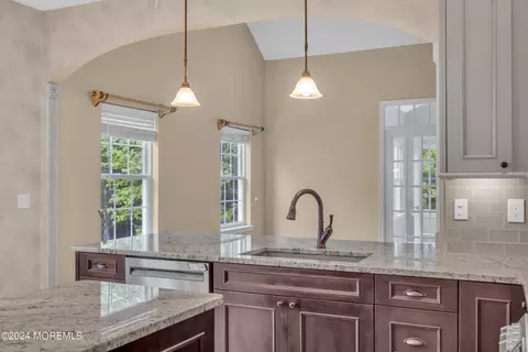 Kitchen - 16 Spring Lake Blvd, Waretown, NJ 08758 photo 7 of 11