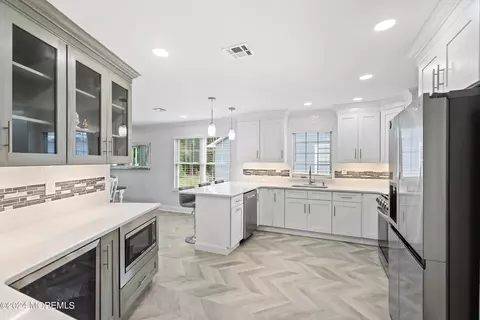 Kitchen - 11 Brenner Ct, Brick, NJ 08724 photo 1 of 5