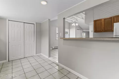 Entry Way - 37 Central Ave, Waretown, NJ 08758 photo 1 of 6