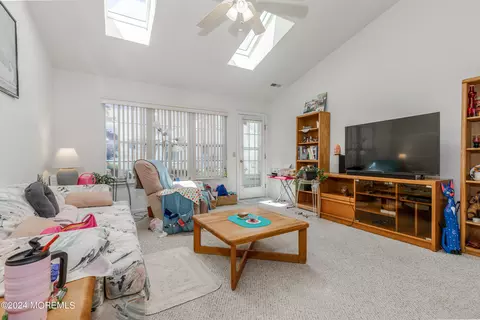 Living - 21 S Baker Dr, Jackson, NJ 08527 photo 1 of 1
