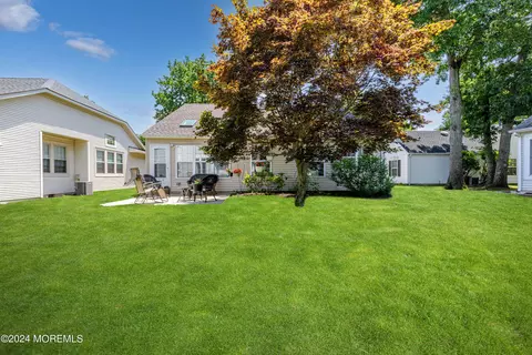 Exterior - 21 S Baker Dr, Jackson, NJ 08527 photo 6 of 6