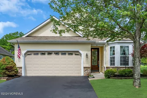 55 Country Walk Blvd, Whiting, NJ 08759