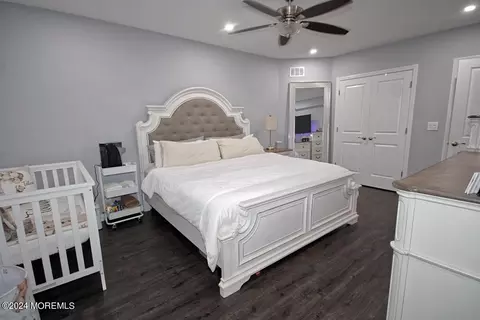 Bedroom - 111 Wiseman Rd, Jackson, NJ 08527 photo 7 of 9