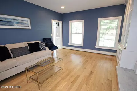 Living - 111 Wiseman Rd, Jackson, NJ 08527 photo 5 of 7