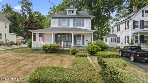 40 Manalapan Ave, Freehold, NJ 07728