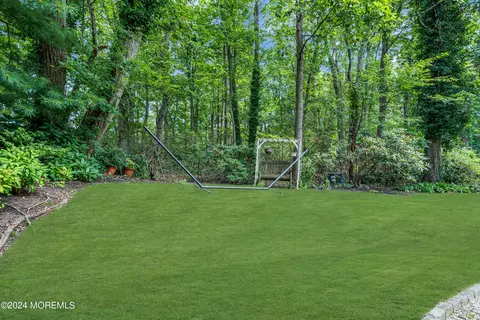 Exterior - 6 Berkeley Sq, Brielle, NJ 08730 photo 5 of 9