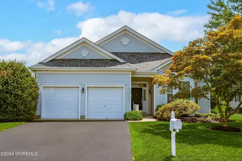 2550 Heathrow Ln, Manasquan, NJ 08736