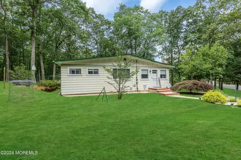 166 Willow Dr, Jackson, NJ 08527 photo 4