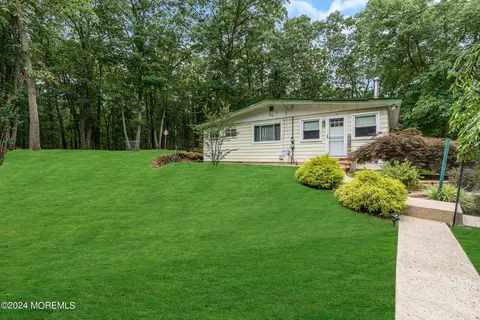 166 Willow Dr, Jackson, NJ 08527 photo 7
