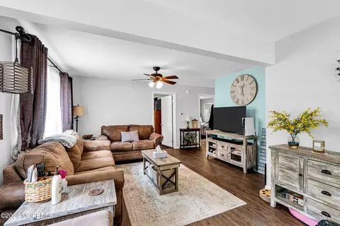 166 Willow Dr, Jackson, NJ 08527 photo 10