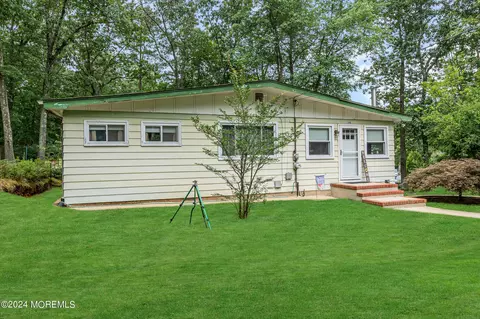 166 Willow Dr, Jackson, NJ 08527 photo 5