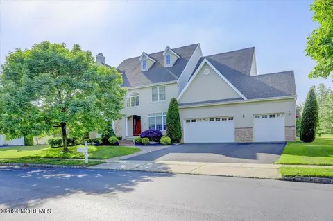 126 N Parsonage Way, Manalapan, NJ 07726