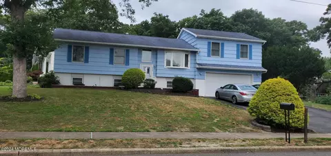 532 River Dr, Toms River, NJ 08753