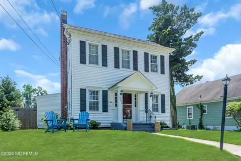 706 Atlantic Ave, Point Pleasant Beach, NJ 08742
