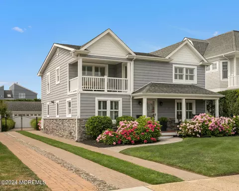 15 York Ave, Spring Lake, NJ 07762