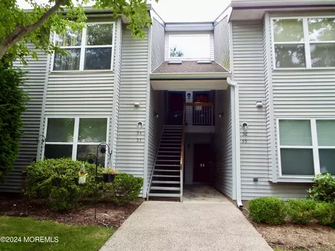 54 Aspen Ave #484, Englishtown, NJ 07726