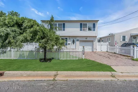 536 Sydney Ave, Union Beach, NJ 07735