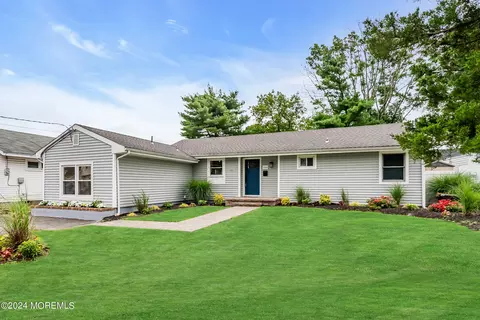 2349 Harbor Dr, Point Pleasant, NJ 08742
