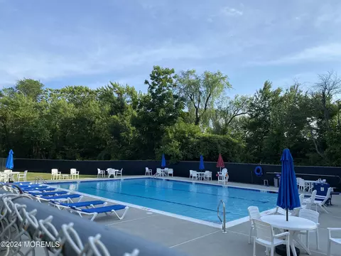 90 White St #C, Eatontown, NJ 07724