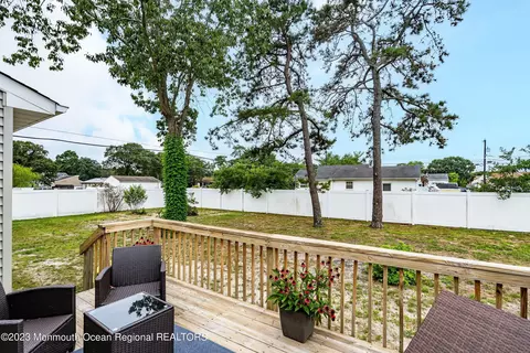 Exterior - 413 19th Ave, Brick, NJ 08724 photo 5 of 9