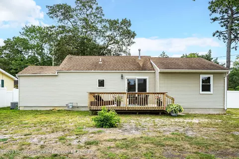 Exterior - 413 19th Ave, Brick, NJ 08724 photo 6 of 9