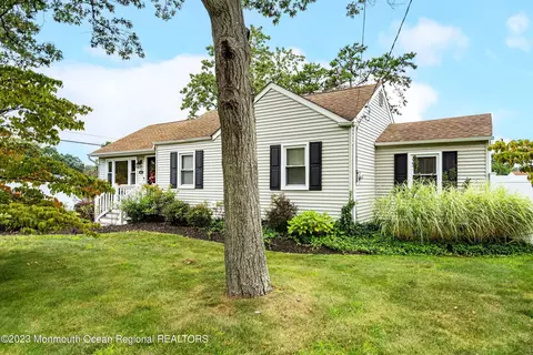 Exterior - 413 19th Ave, Brick, NJ 08724 photo 2 of 9