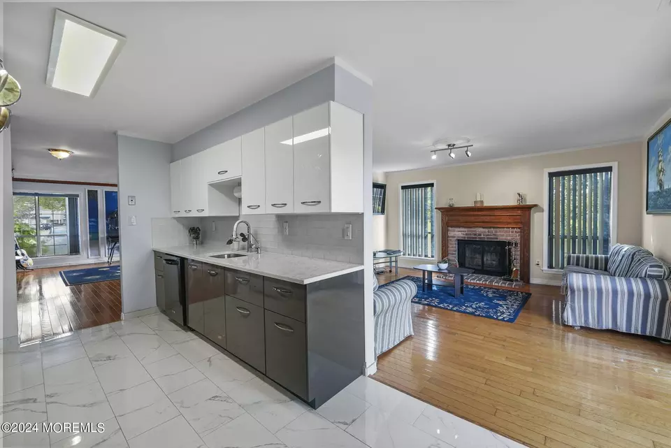  89 Dartmouth Pl, Morganville, NJ 07751 photo 8