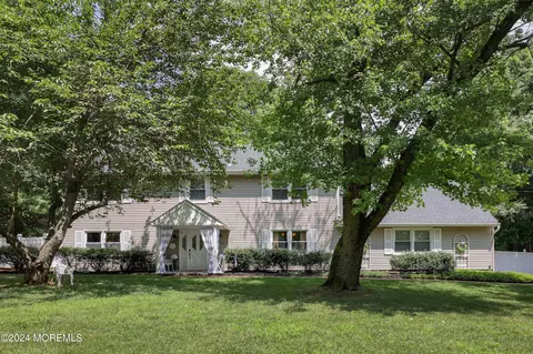 138 Tatum Dr, Middletown, NJ 07748